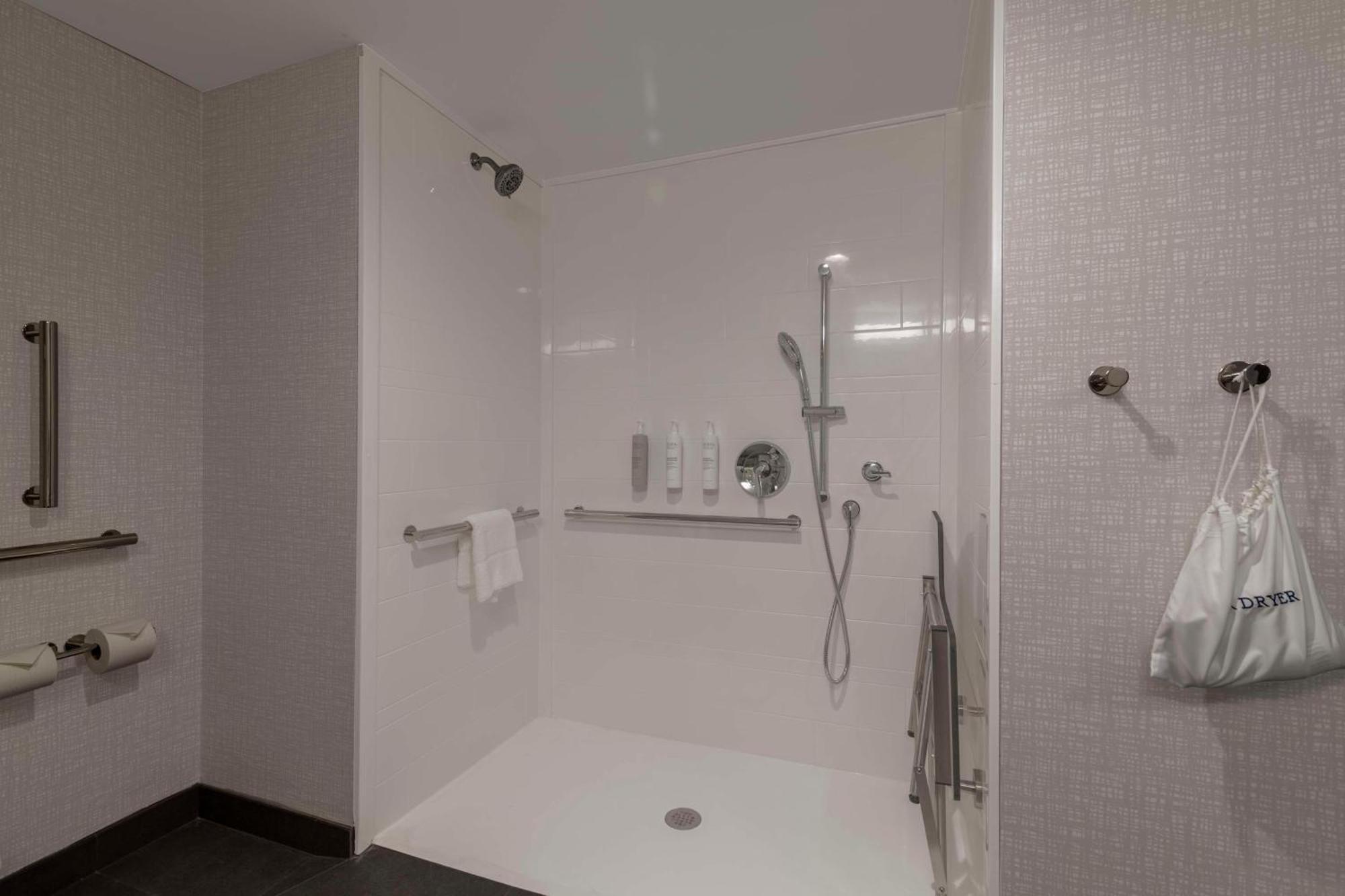 Hampton Inn Lincoln White Mountains Exterior photo