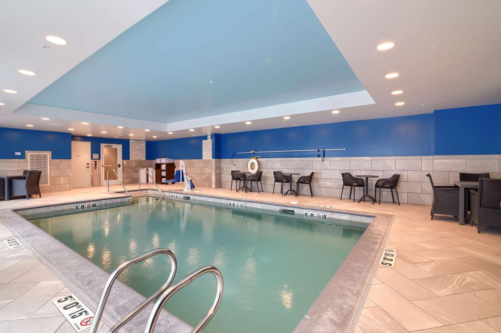 Hampton Inn Lincoln White Mountains Exterior photo