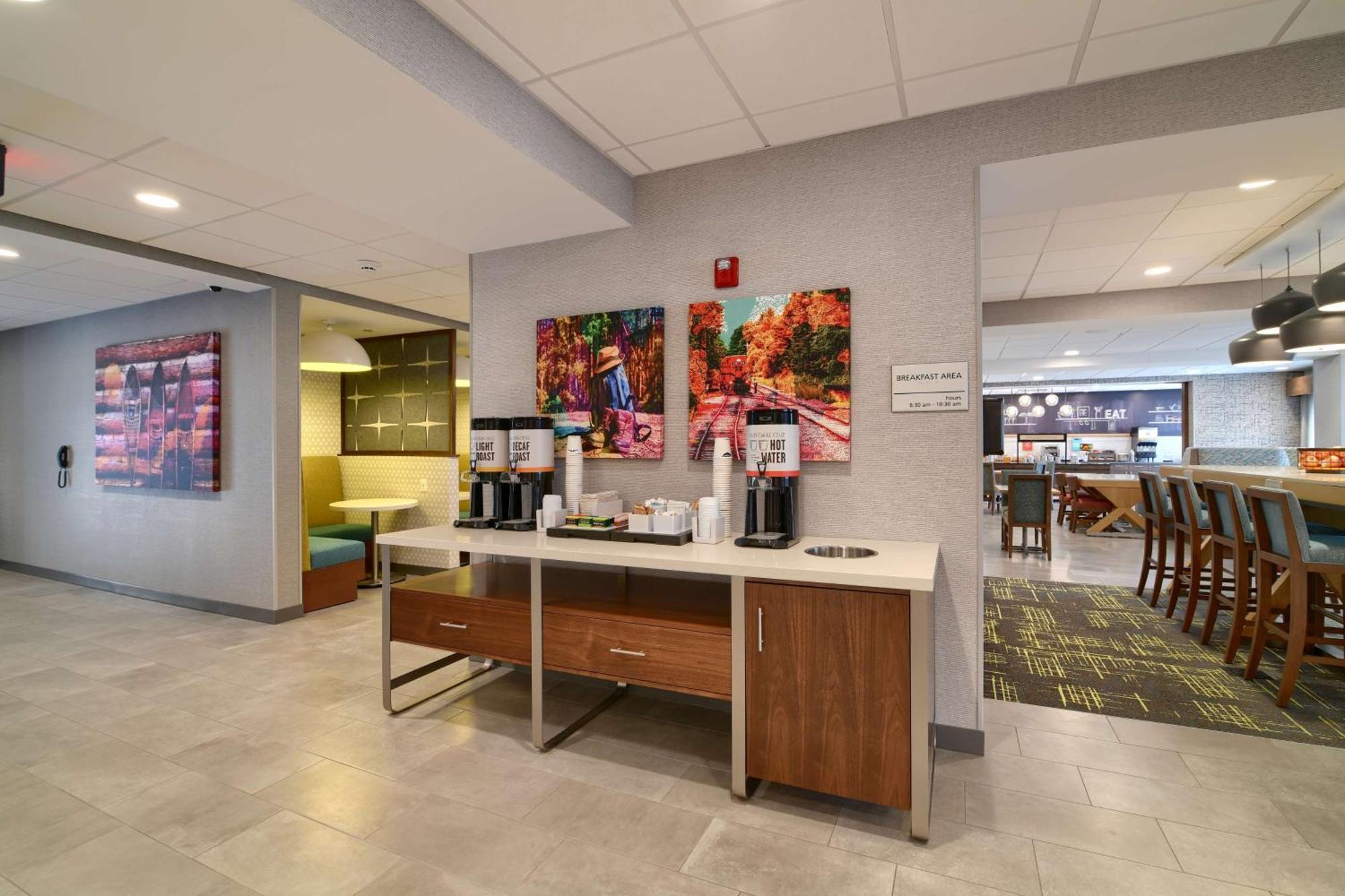 Hampton Inn Lincoln White Mountains Exterior photo